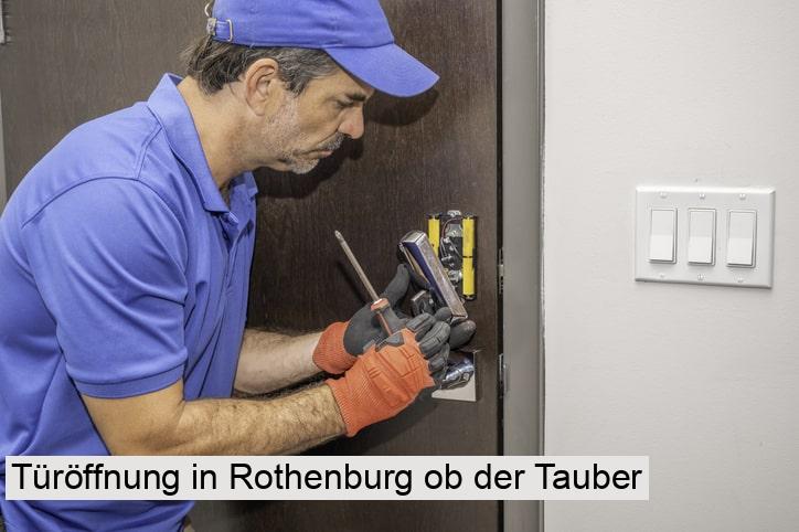 Türöffnung in Rothenburg ob der Tauber